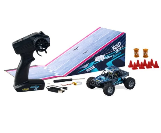 Carson 1:32 Deemon X 100% RTR - with stunt ramp