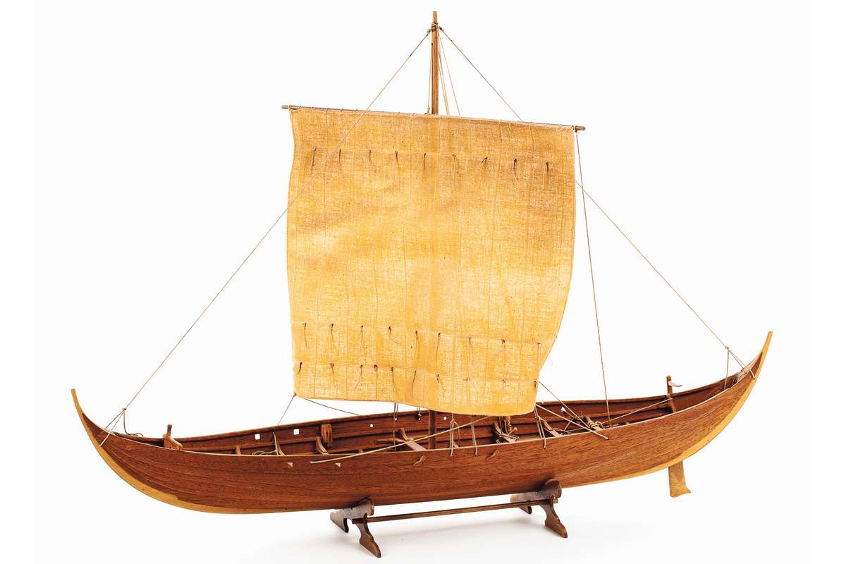 1:25 Roar Ege -Wooden hull