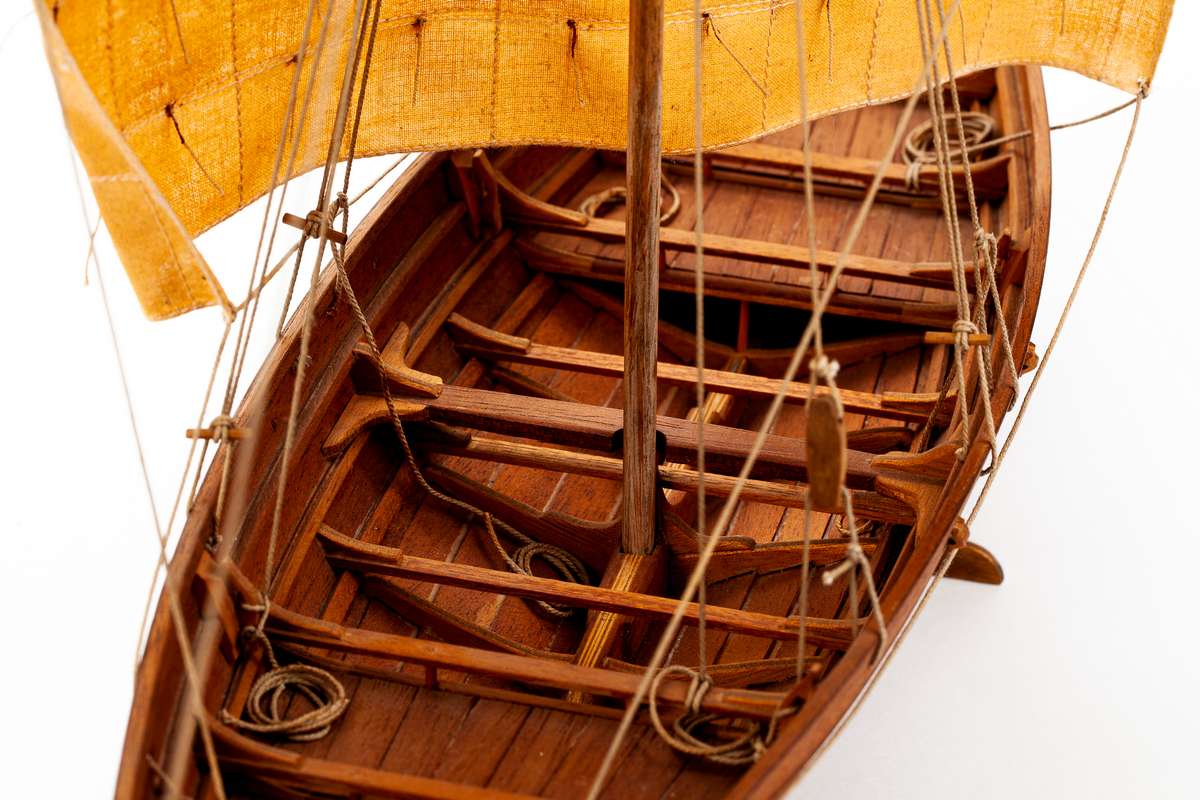 1:25 Roar Ege -Wooden hull