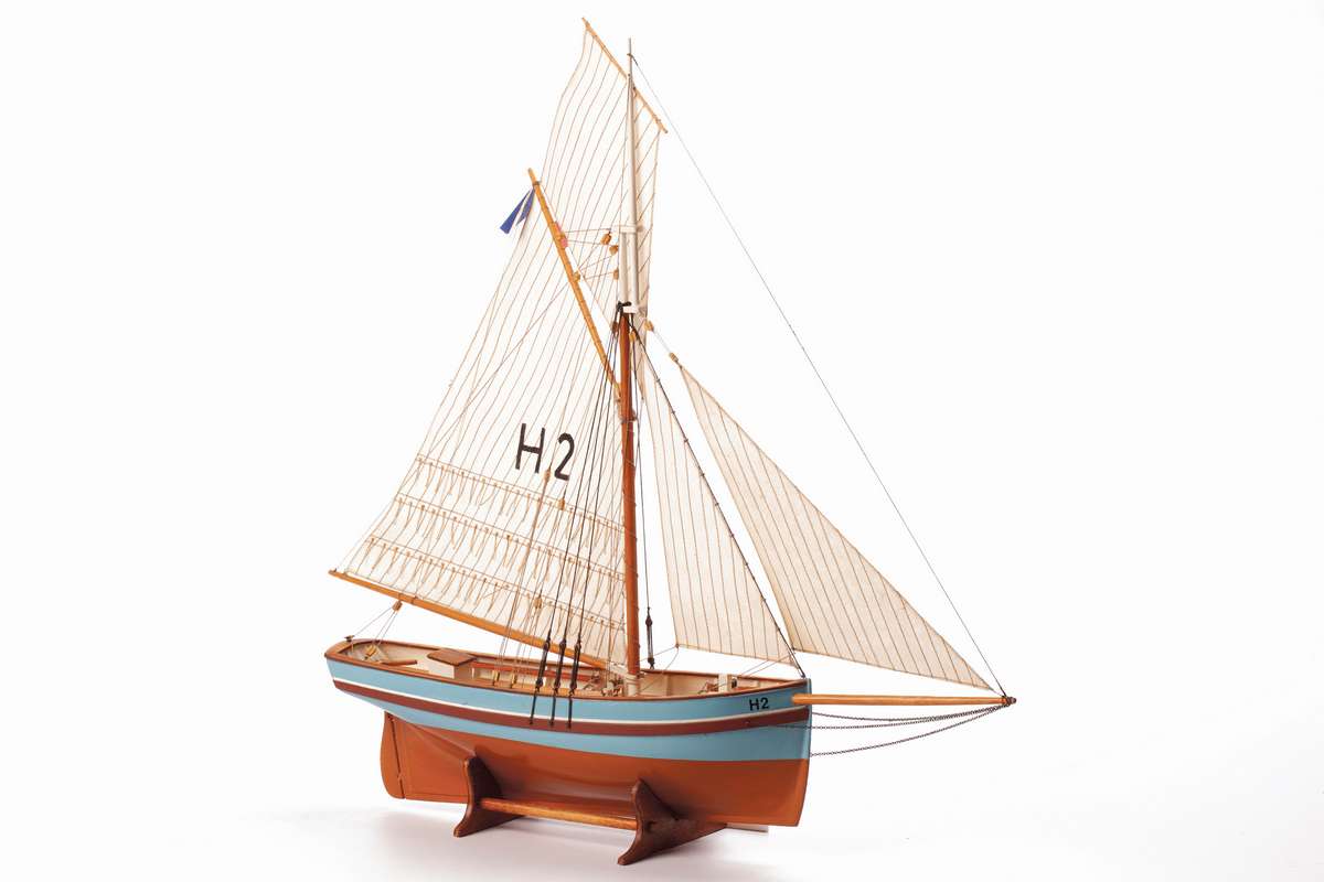 1:50 HENRIETTE MARIE - Wooden hull