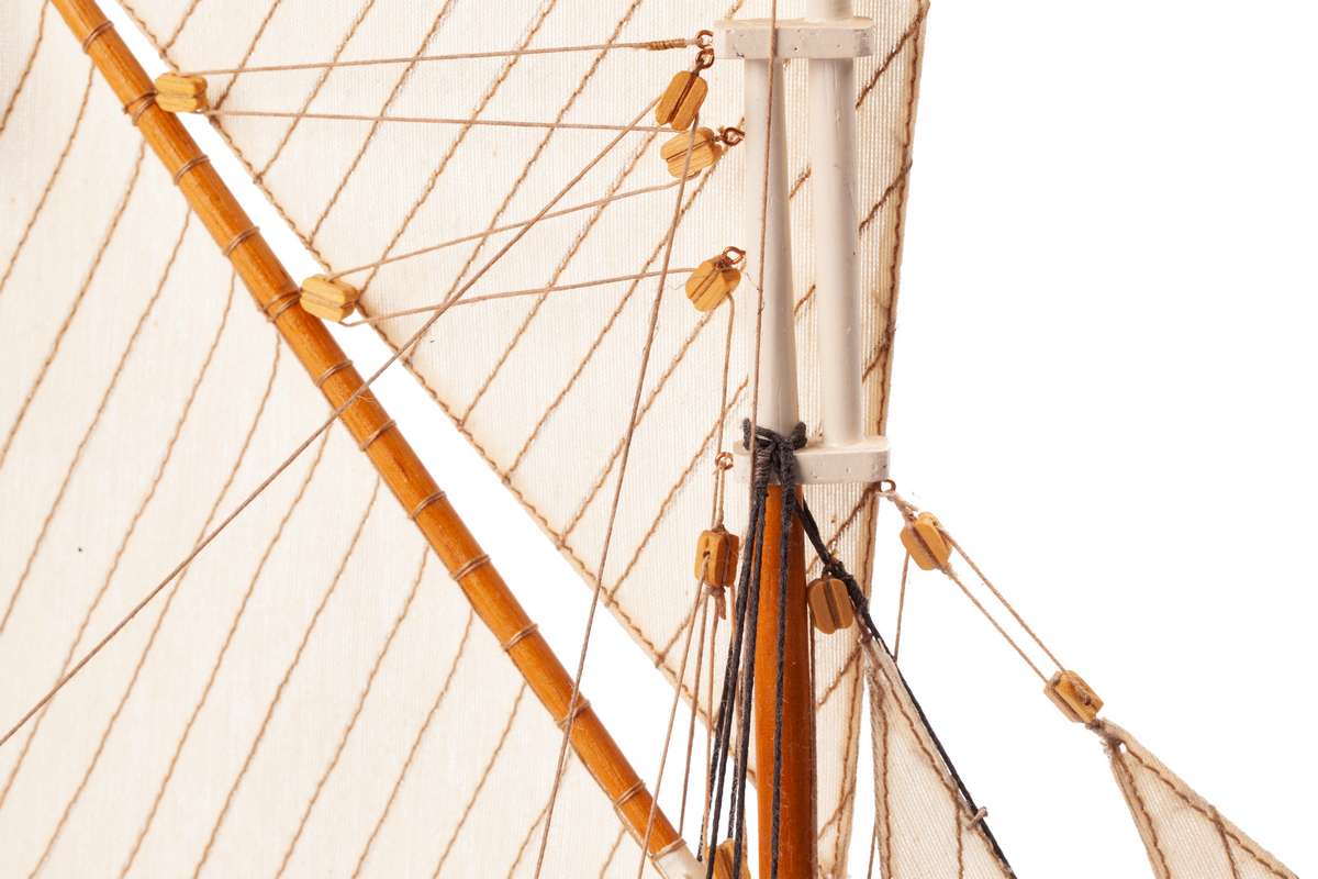 1:50 HENRIETTE MARIE - Wooden hull