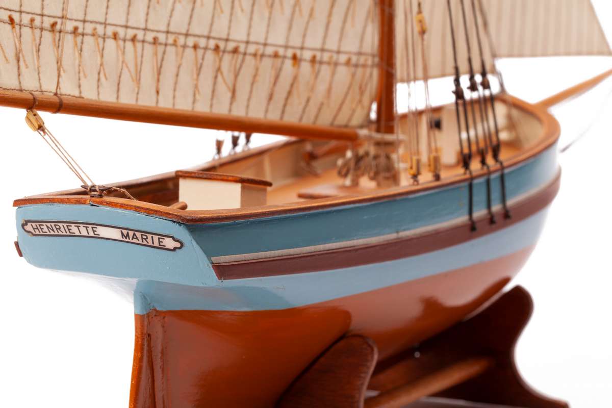 1:50 HENRIETTE MARIE - Wooden hull