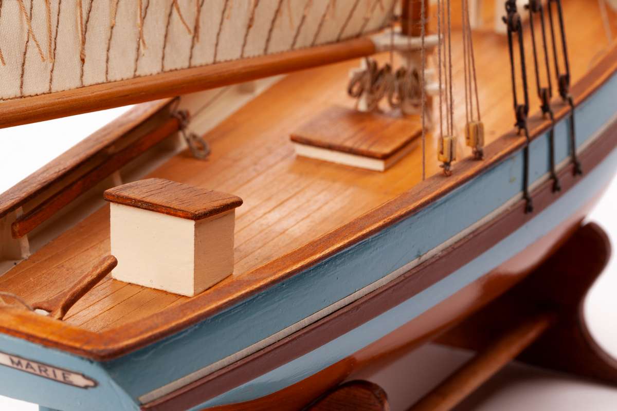 1:50 HENRIETTE MARIE - Wooden hull