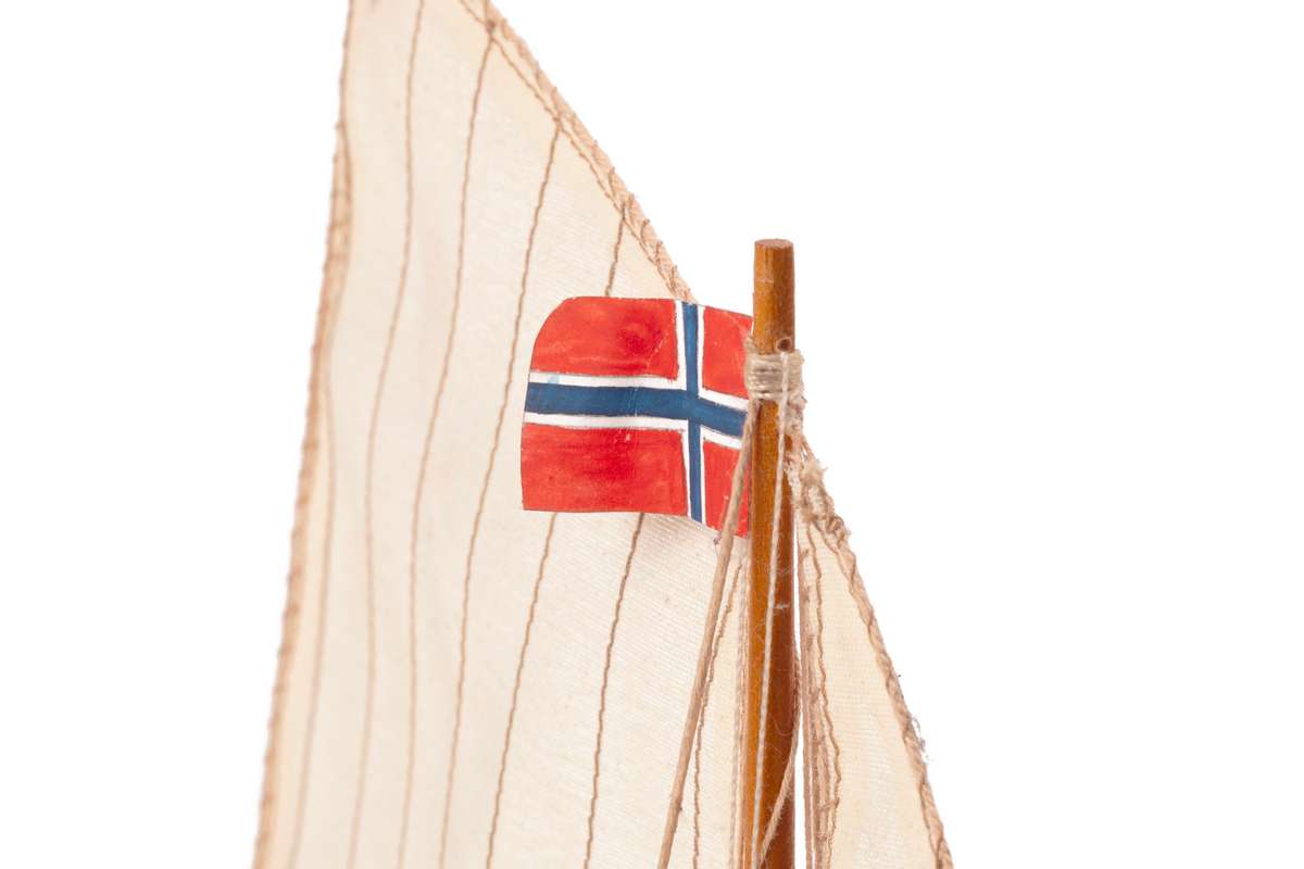 1:20 TORBORG - Wooden hull