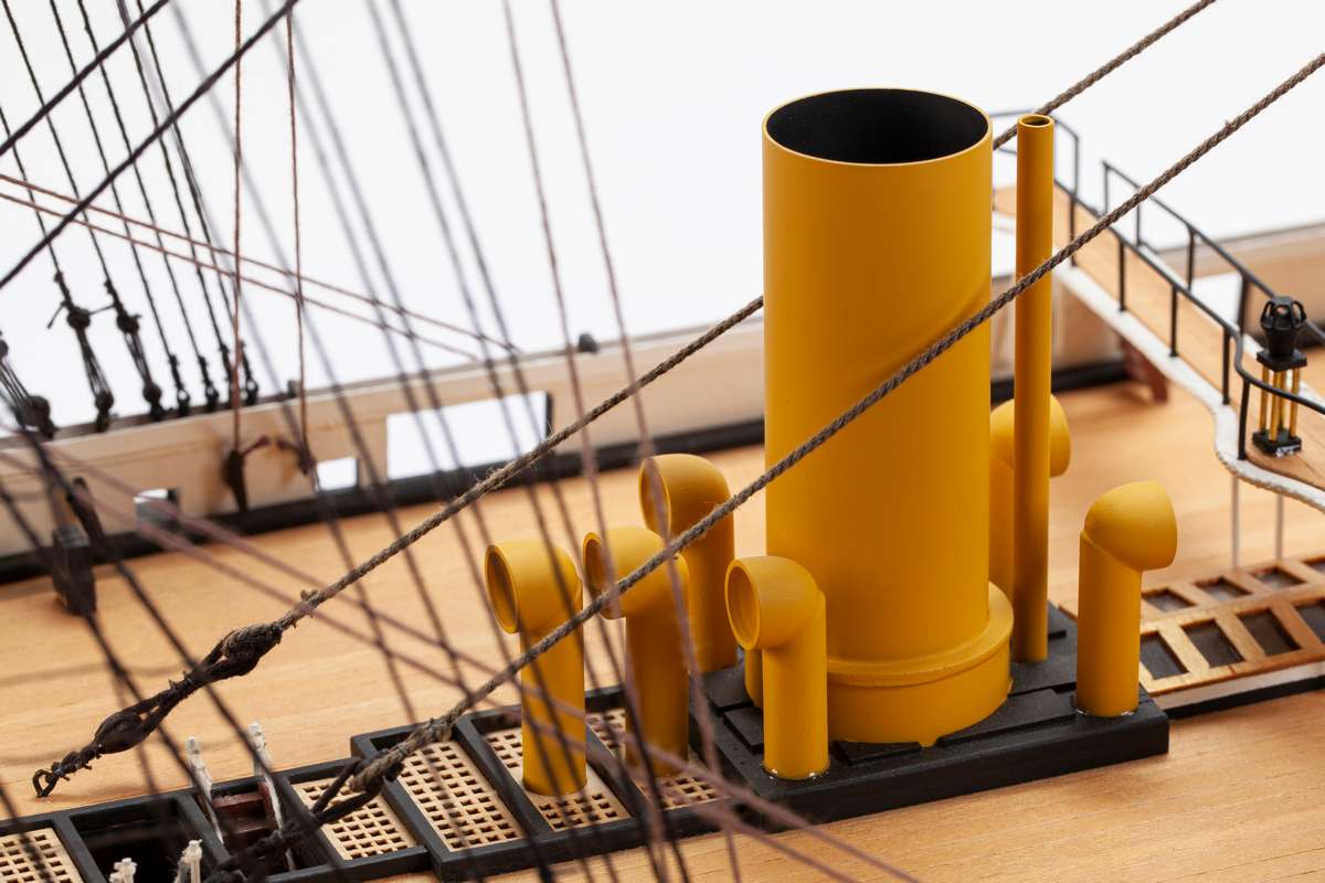 1:100 HMS Warrior - Wooden hull