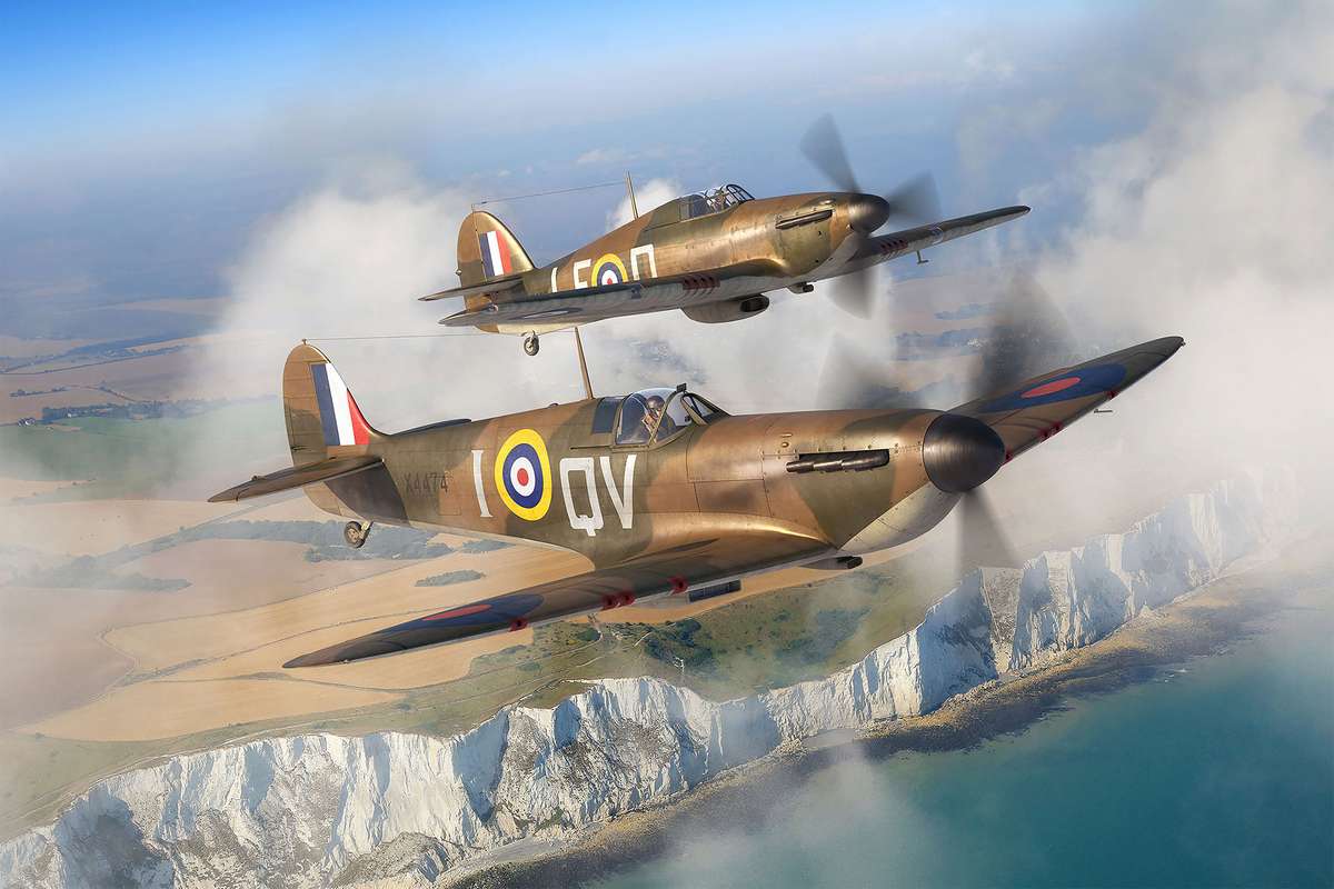 Supermarine Spitfire Mk.Ia & Hawker Hurricane Mk.I
