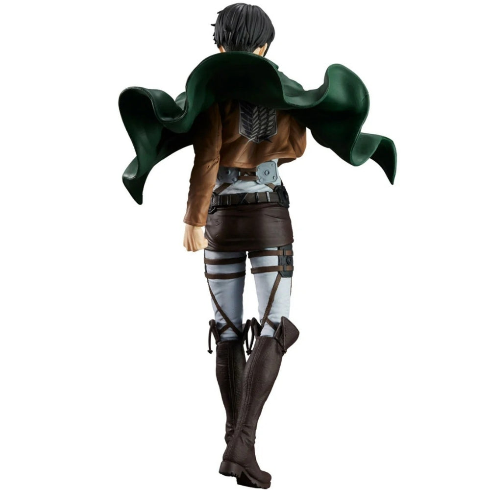 Bandai Attack on Titan Grandista-Levi Figure