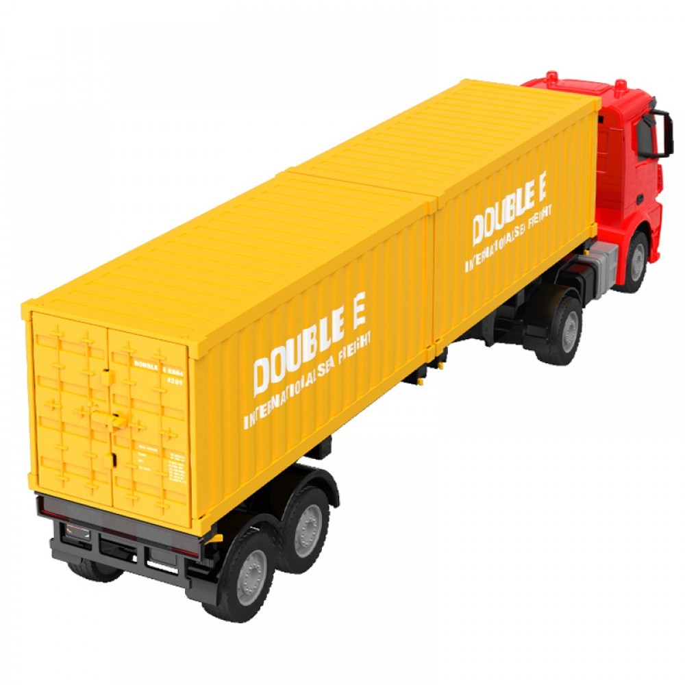 Lang fjernstyret truck med dobbelt container vogn