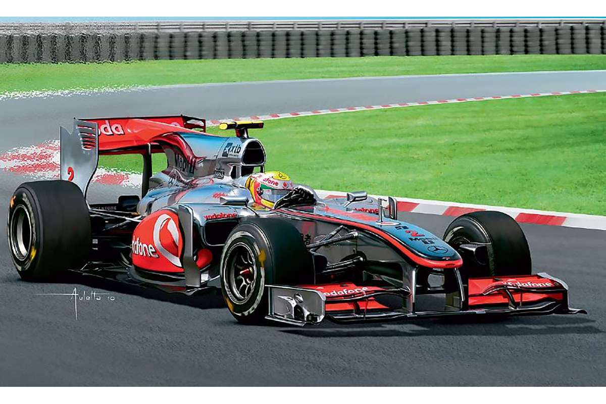 McLaren Mercedes MP4-25 \'Lewis Hamilton\' 1:24