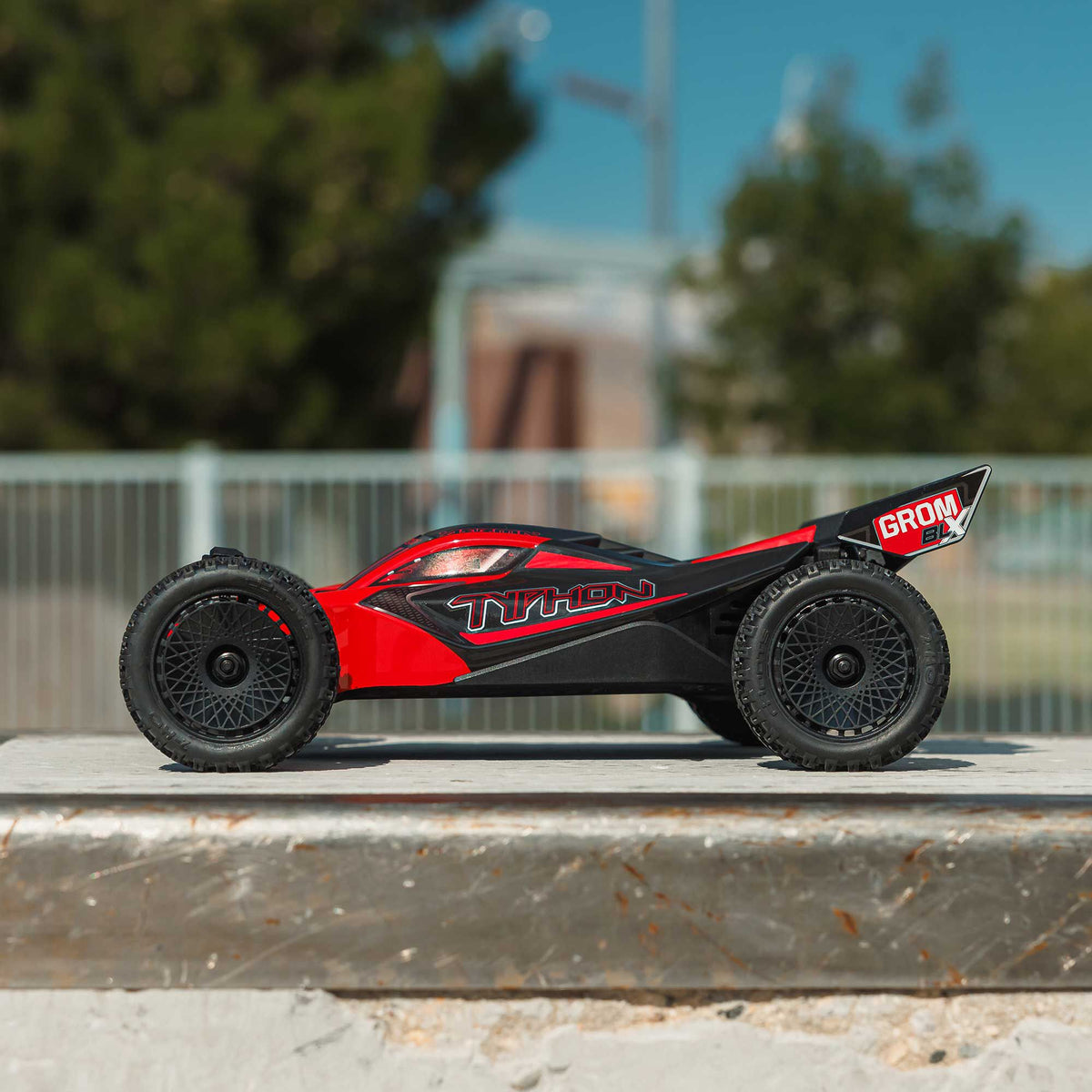1/14 TYPHON GROM 223S DSC 4X4 RTR Brushless Buggy (Battery & Charger Included)