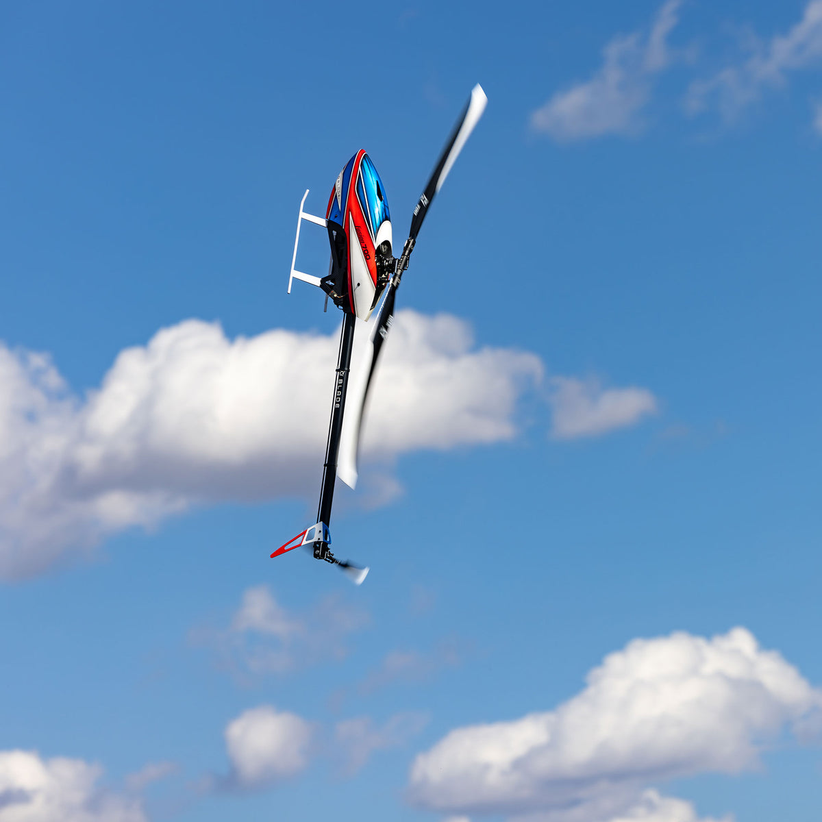Fusion 700 Kit w/Motor and Blades