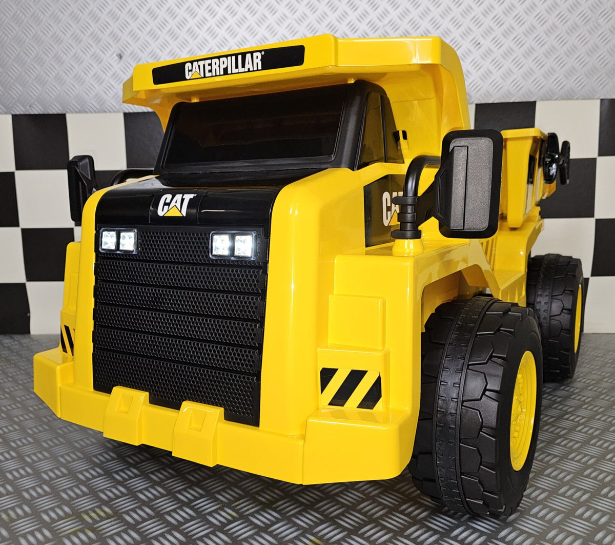 Caterpillar dumper 12V kids' tractor – 1 seat