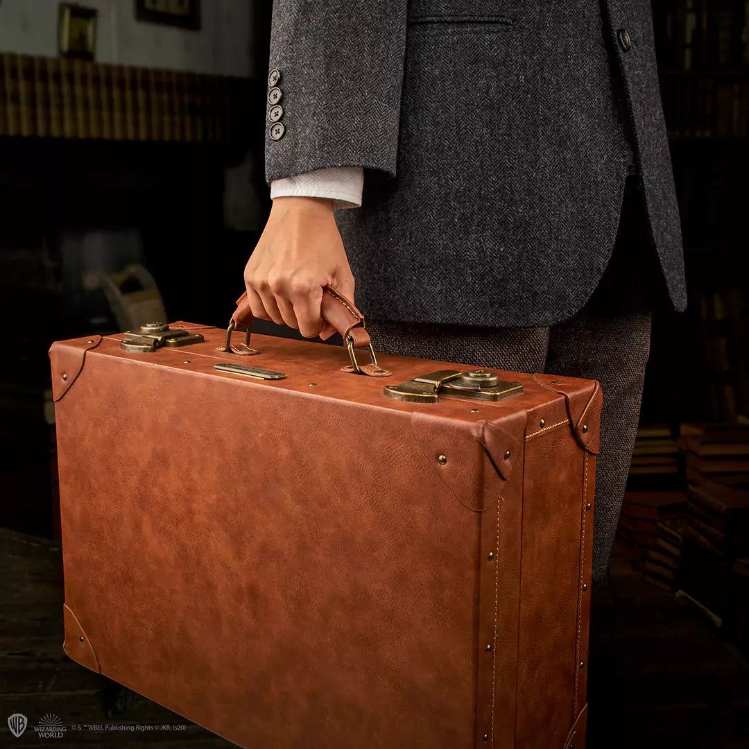 Newt Scamander Suitcase Premium Replica - Magic Double Layer - Real Size - Limited Edition