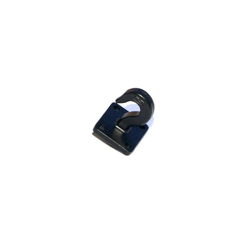 Rear trailer hook 01:10