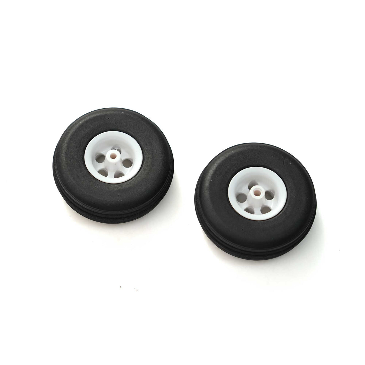 Main wheels 65mm; Extra 330 SC 1.3m
