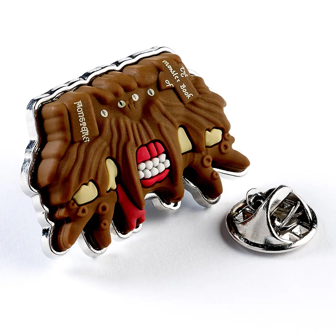 Monster Book pinbadge - Harry Potter