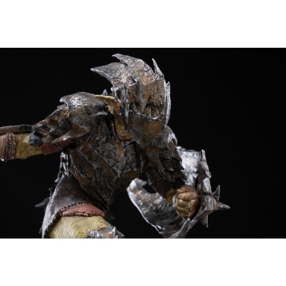 Iron Studios The Lord of the Rings - Armored Orc Statue Art Scale 1/10