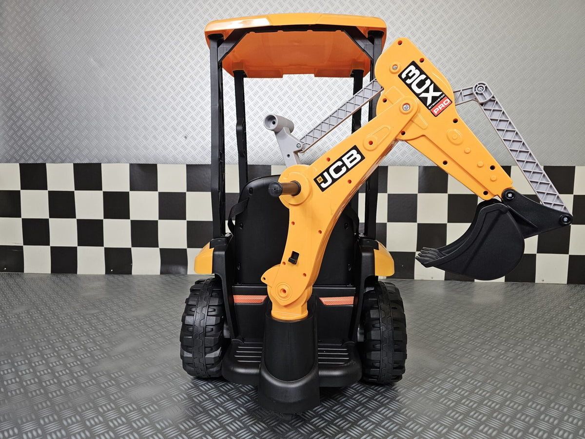 JCB Sitemaster 12V kids' tractor with roof