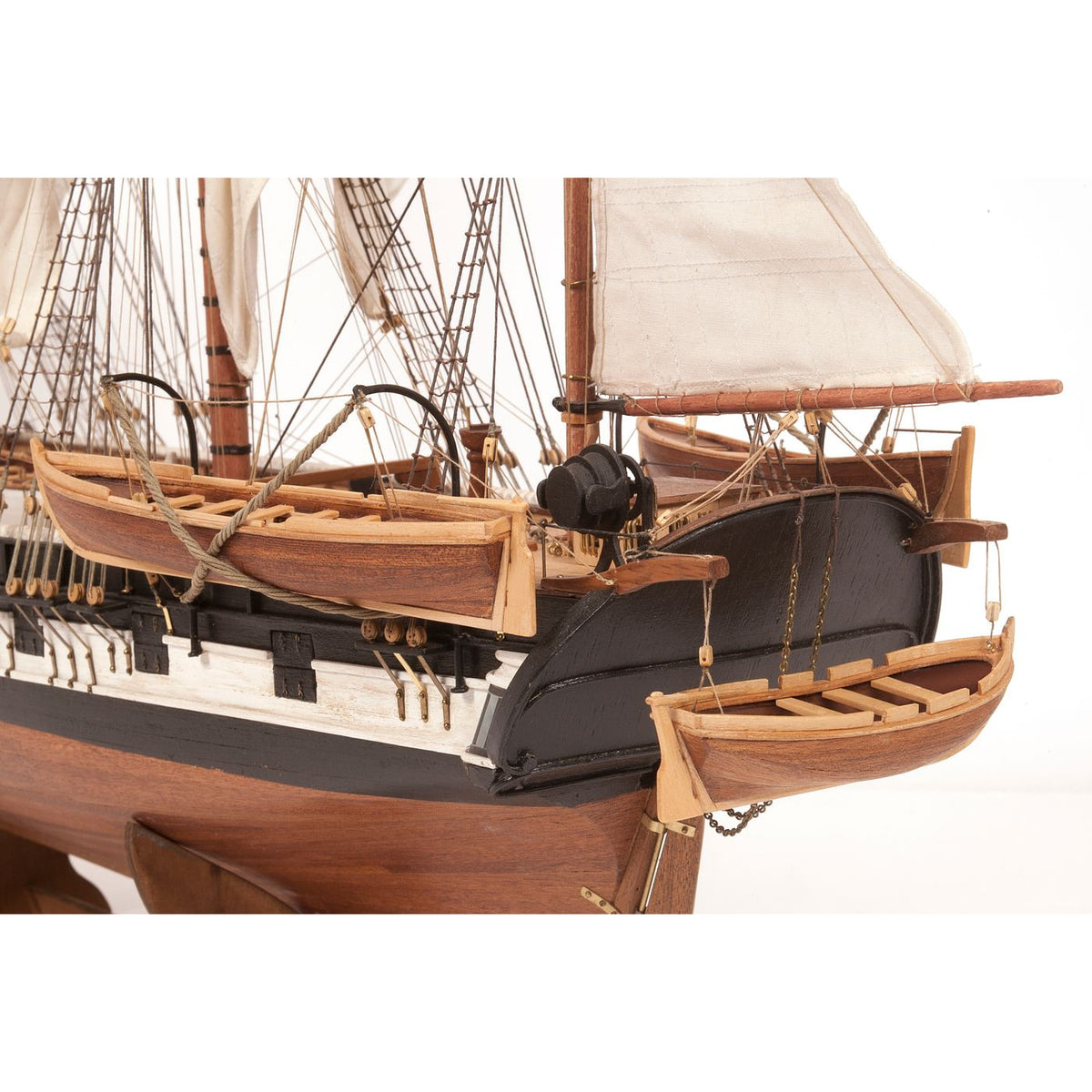 OcCre HMS Beagle 1/60 Ship 720mm