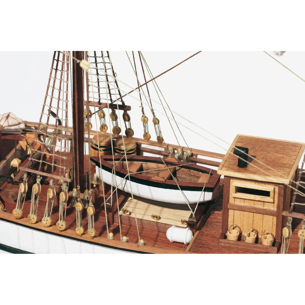 OcCre Aurora 1/65 Brig 682mm