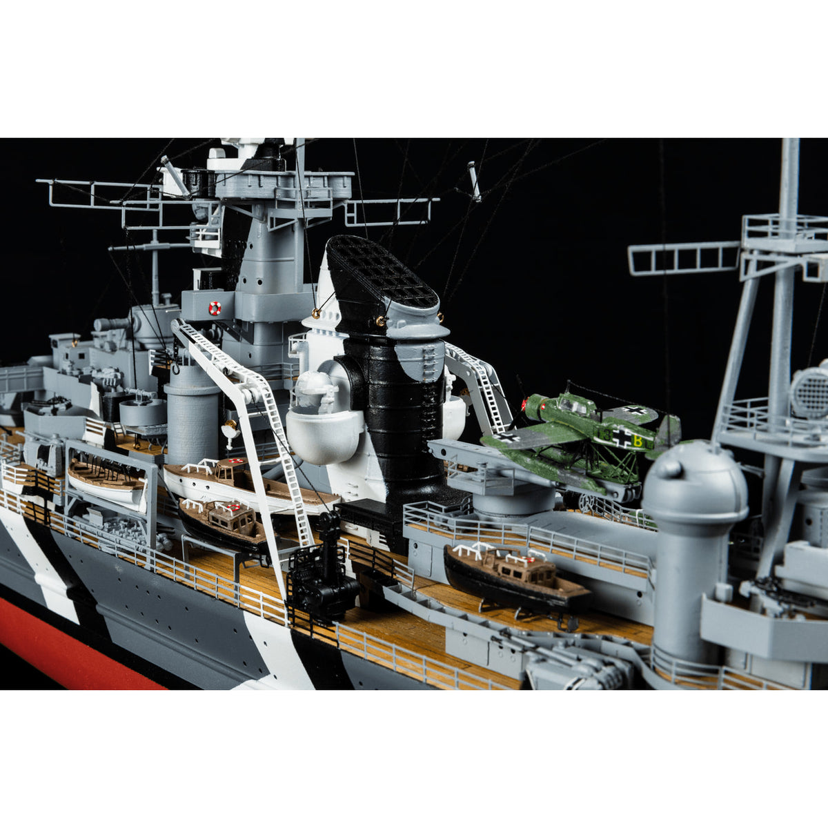 OcCre Prinz Eugen 1/200 WW2 Cruiser 1070mm