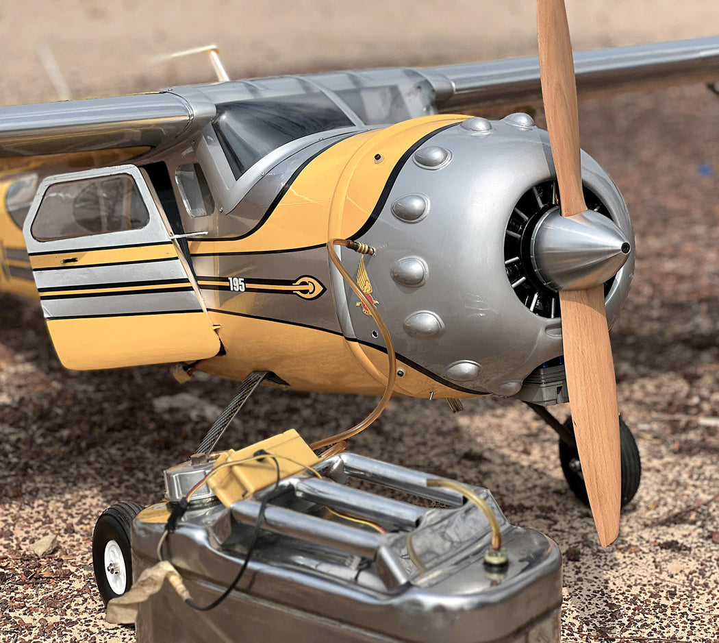 Cessna 195 229cm 35-50cc Gas ARF Yellow/Silver