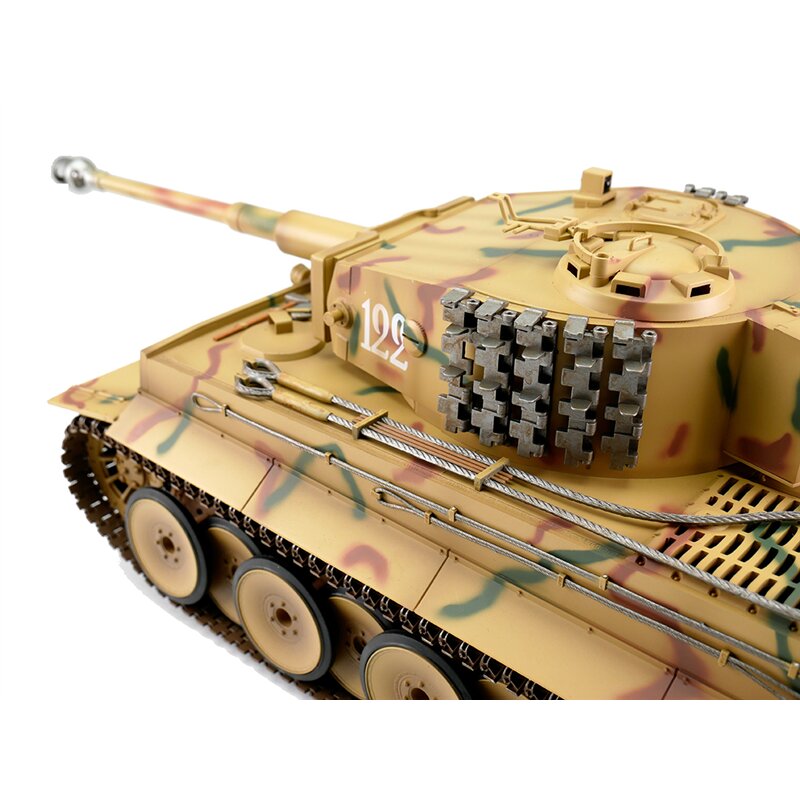 Remote-controlled tank with real BB pellets and infrared battle! 1:24 Torro