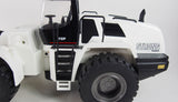 Powerful Wheel loader G484E AE – in metal w. 10-functions, lights and sound in scale 1:14