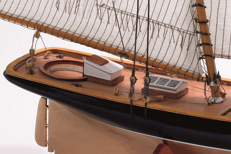 1:72 America -Wooden hull