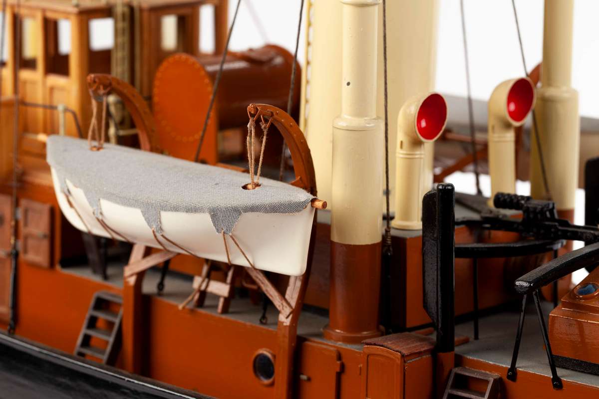 1:50 ST. Canute -Wooden hull