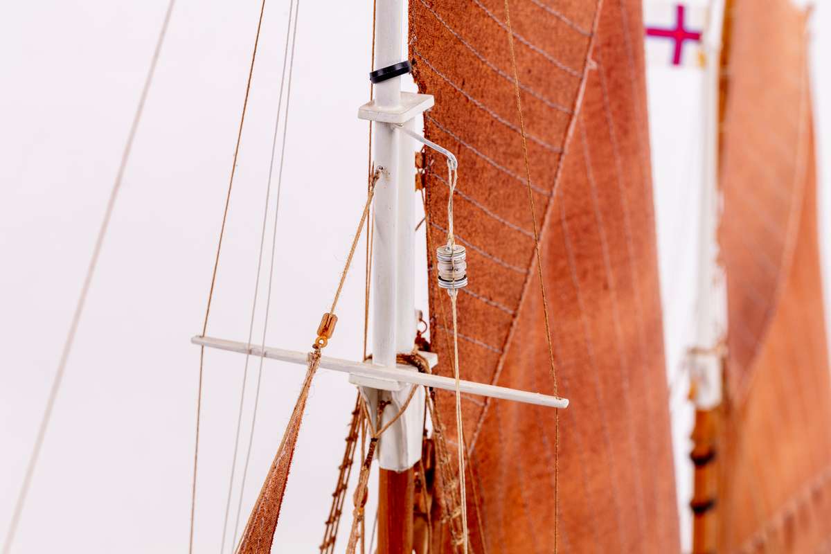 1:50 FD 10 Yawl -Wooden hull