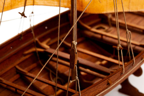 1:25 Roar Ege  -Wooden hull