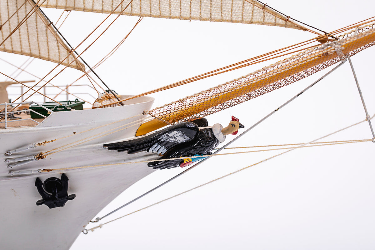 1:100 Esmeralda Special Edition  -Wooden hull