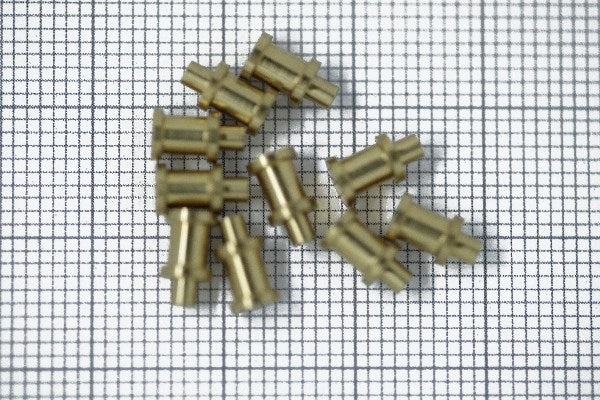 PULLERT 4X7MM /10