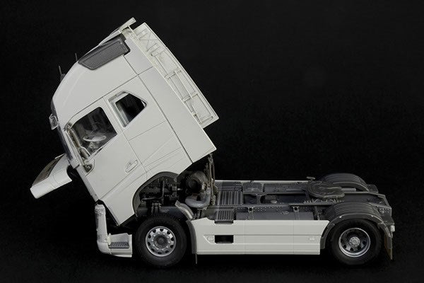 1:24 Volvo FH4 Globetrotter XL
