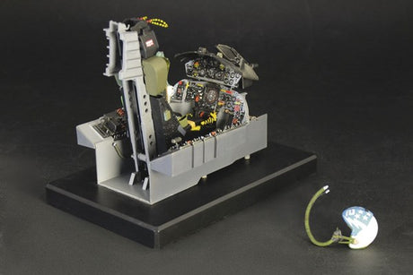 1:12 F-104G Cockpit