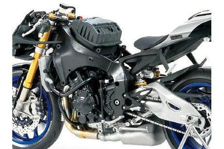 1/12 Yamaha YZF-R1M