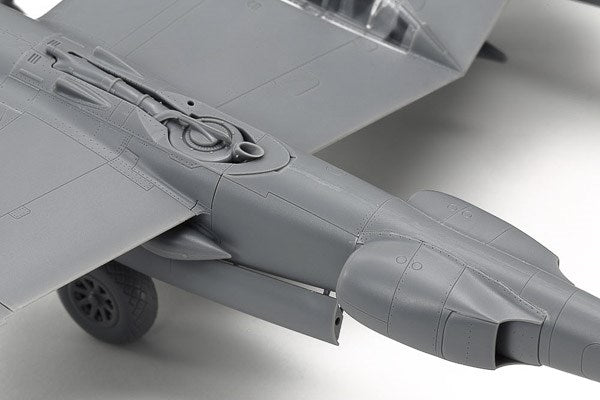 1/48 Lockheed® P-38®J Lightning®
