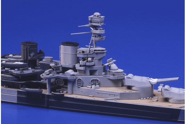 1/700 Battle Cruiser Repulse