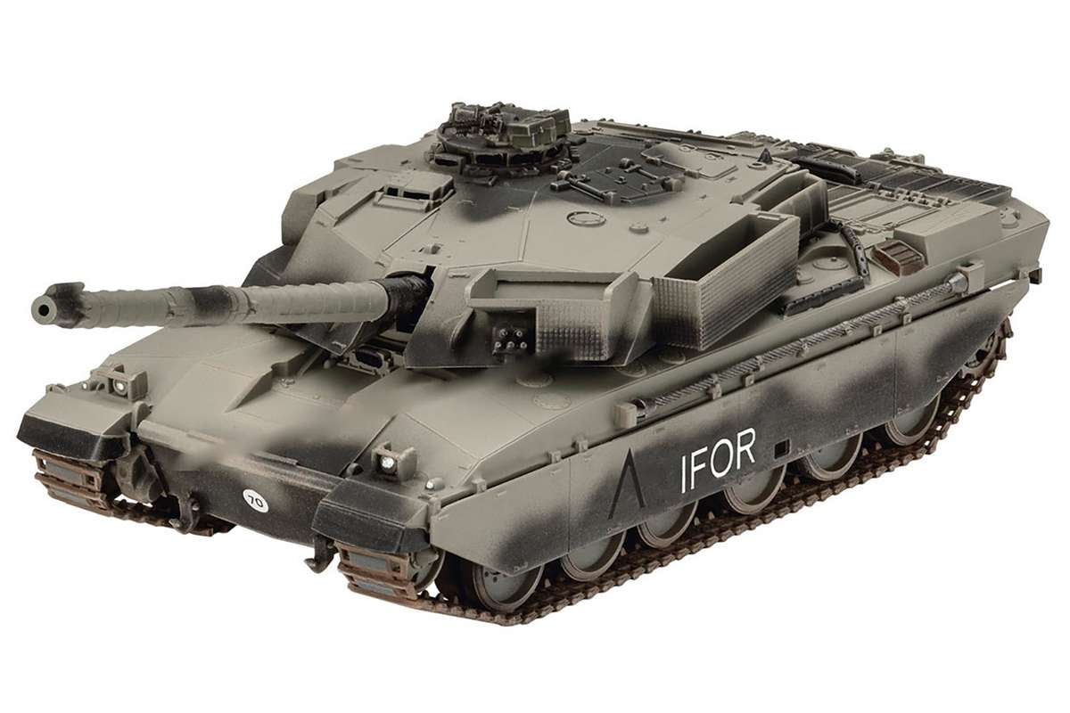 Challenger 1 1:72