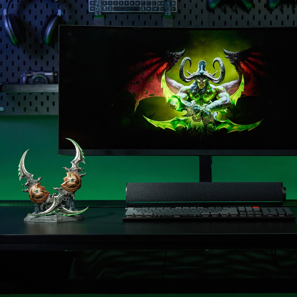 HEX Collectibles World of Warcraft 20th Anniversary Warglaives of Azzinoth Collector’s Edition Replica