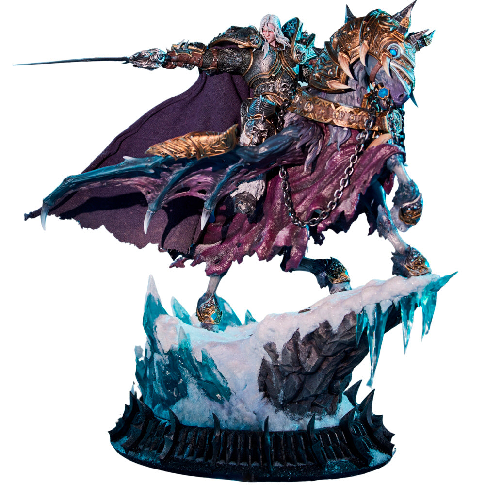 Blizzard World of Warcraft – Lich King &amp; Invincible Statue