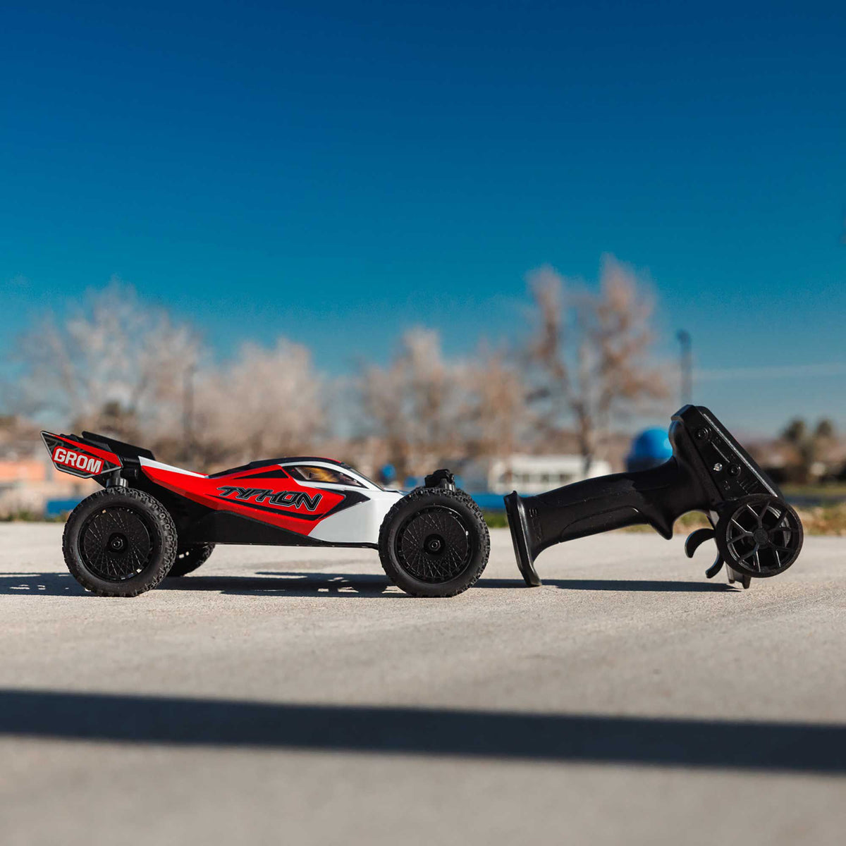 TYPHON GROM 4x4 SMART Small Scale Buggy