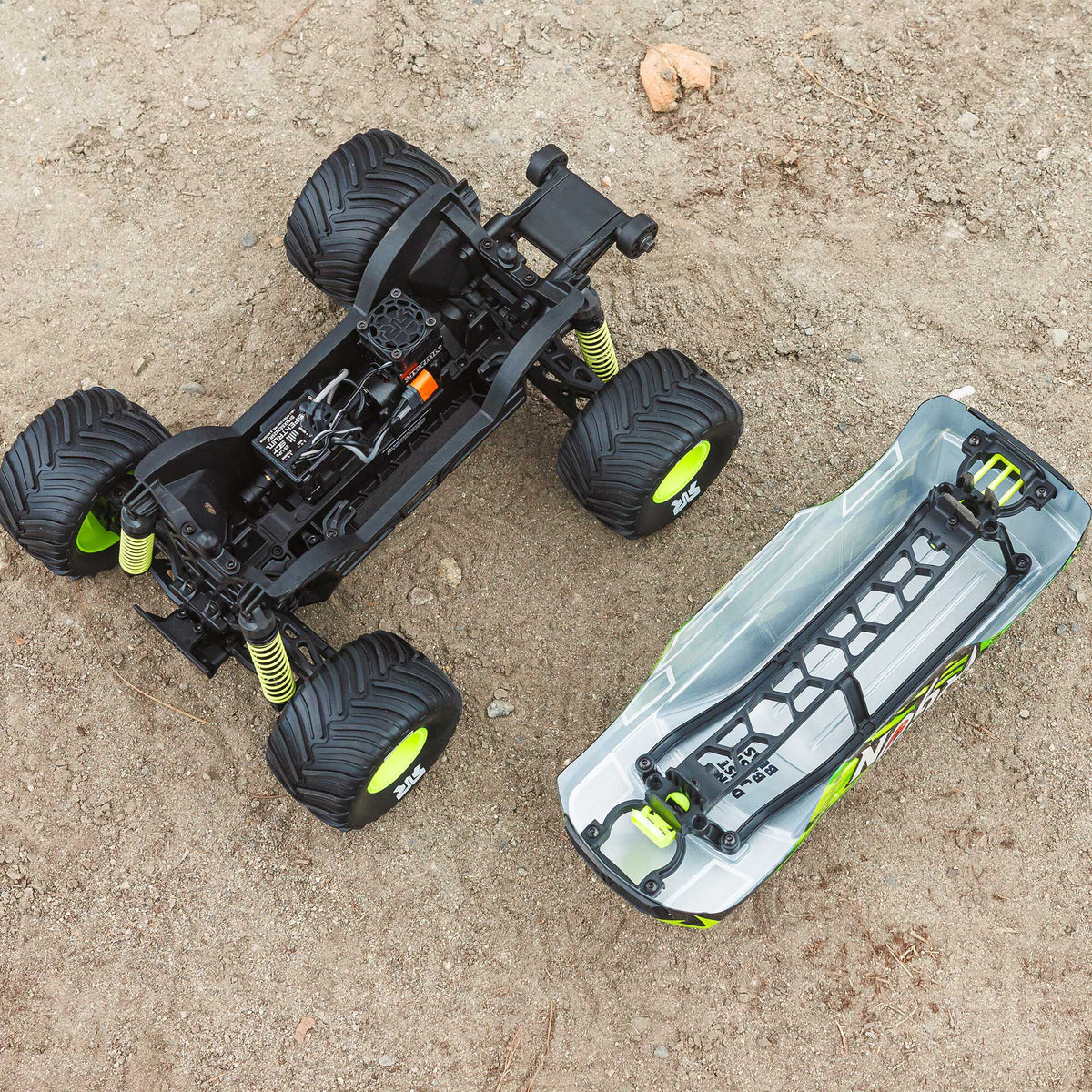 1/16 GORGON GROM 4X4 RTR Brushed Monster Truck (Battery & Charger Included)