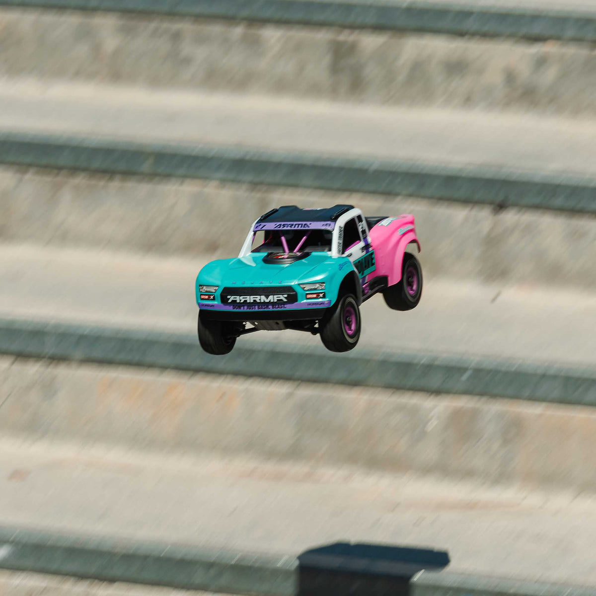 1/16 MOJAVE GROM 223S DSC 4X4 RTR Brushless Desert Truck (Battery & Charger Included), Teal