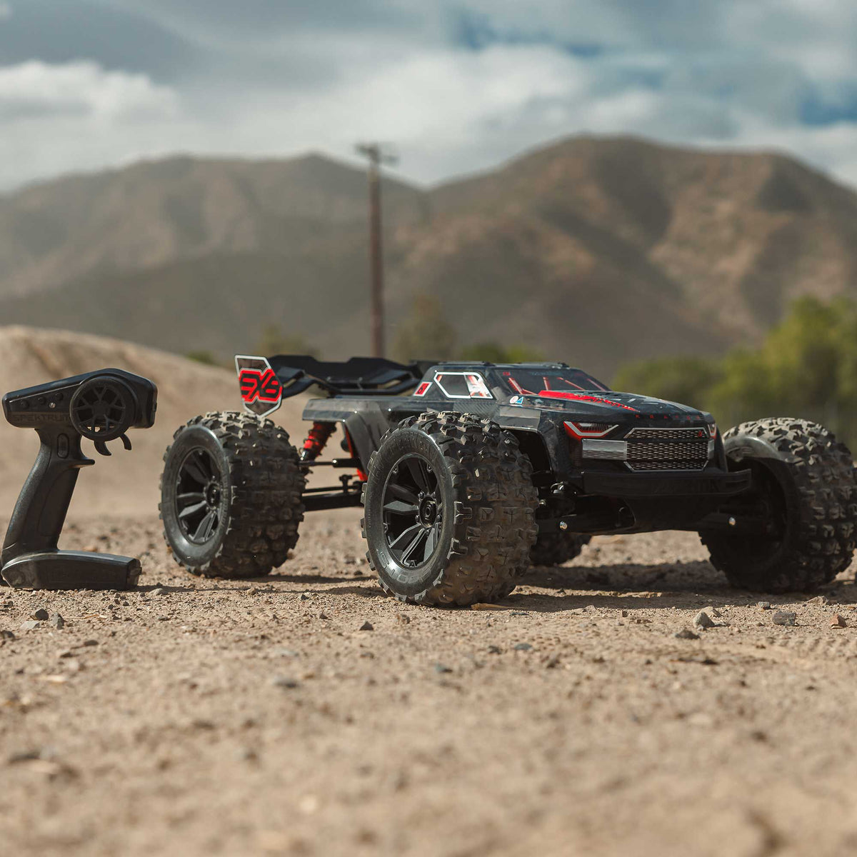 1/8 KRATON 4X4 6S EXB BLX BRUSHLESS V6 SPEED TRUCK RTR, BLACK