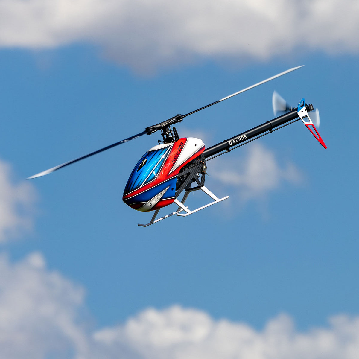 Fusion 700 Kit w/Motor and Blades