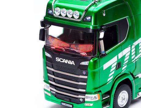 Huina Scania 770S med røde LED Demon Eyes