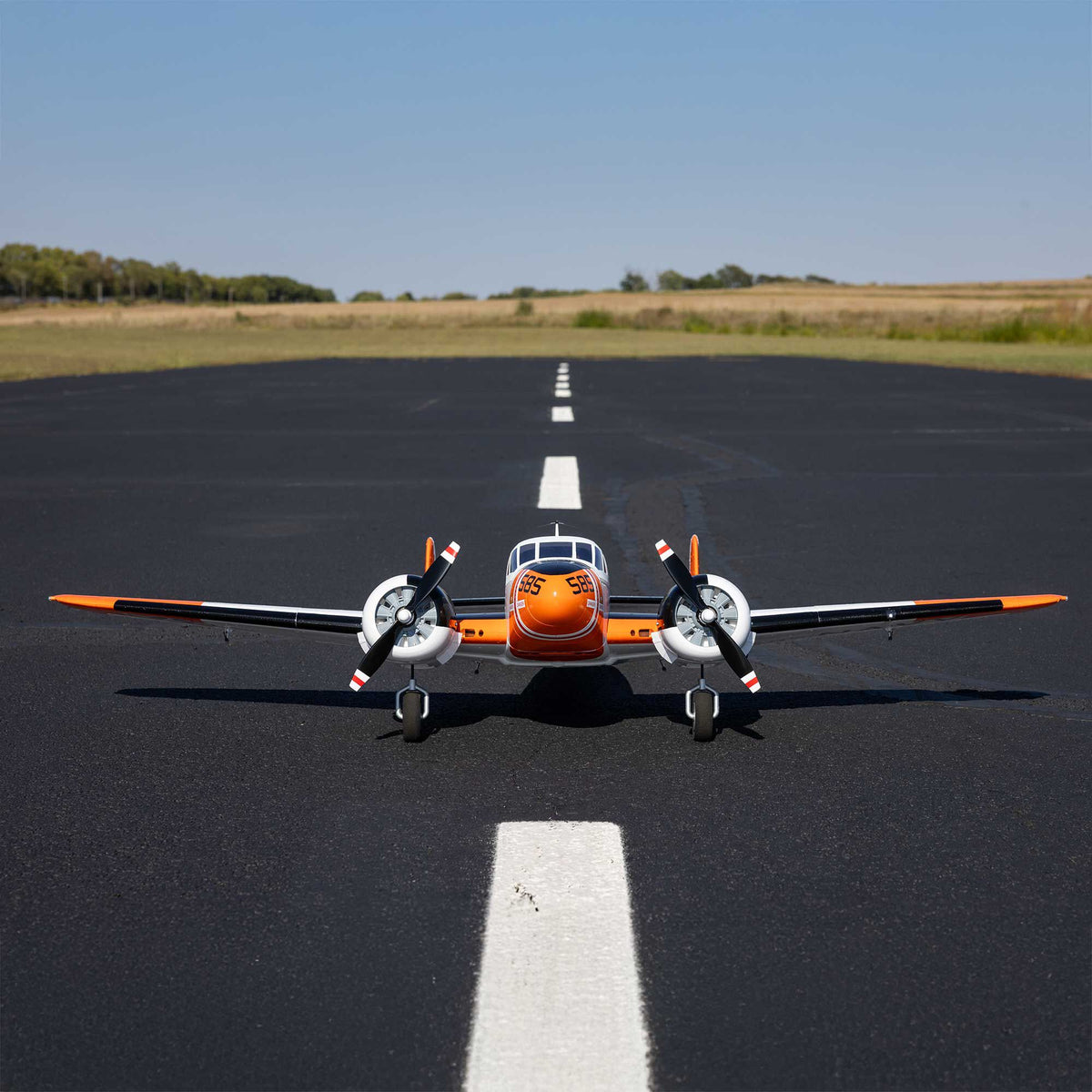 Beechcraft D18/RC-45J 1.5m PNP
