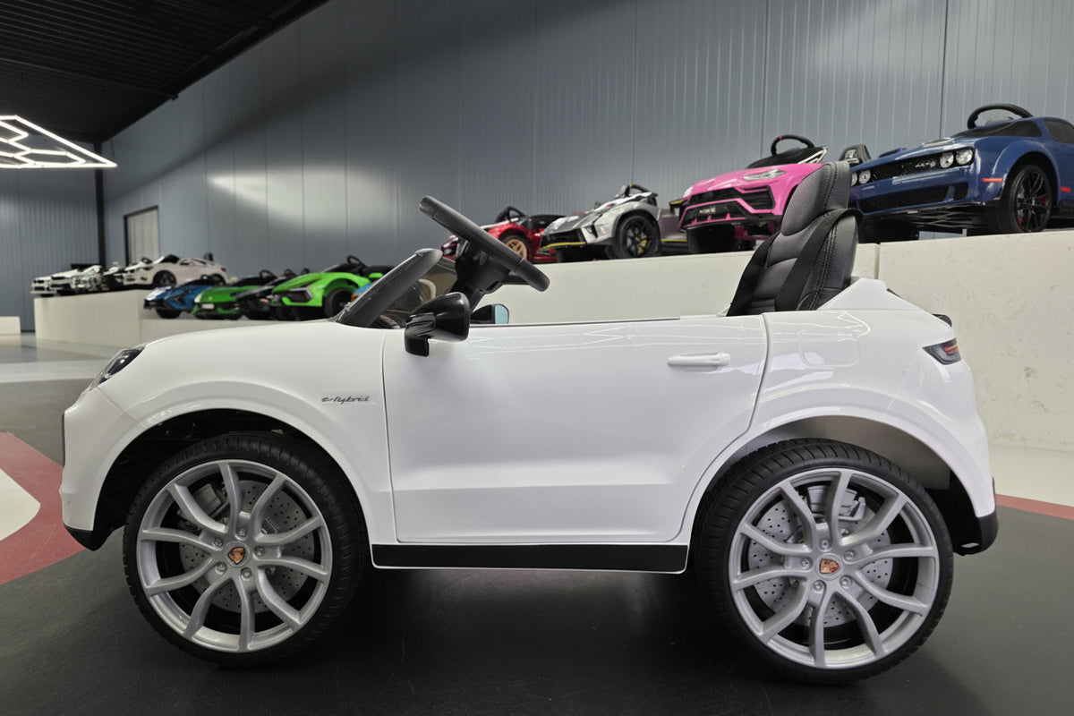 Porsche Cayenne 12V electric car for kids – 1 seat, white